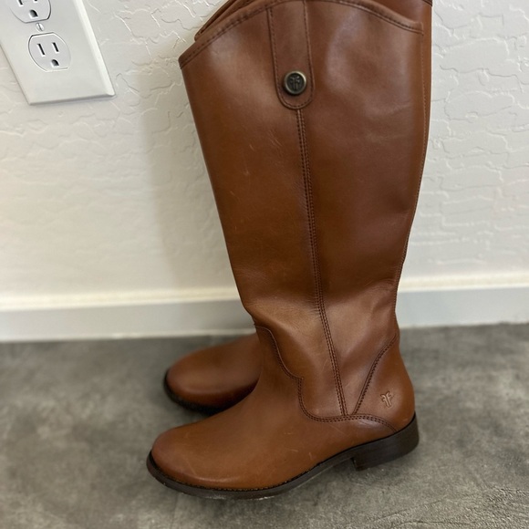 NEW Frye Women Marissa Medallion Leather Inside Zip Tall Boot US 5 Cognac $328 - Picture 4 of 10